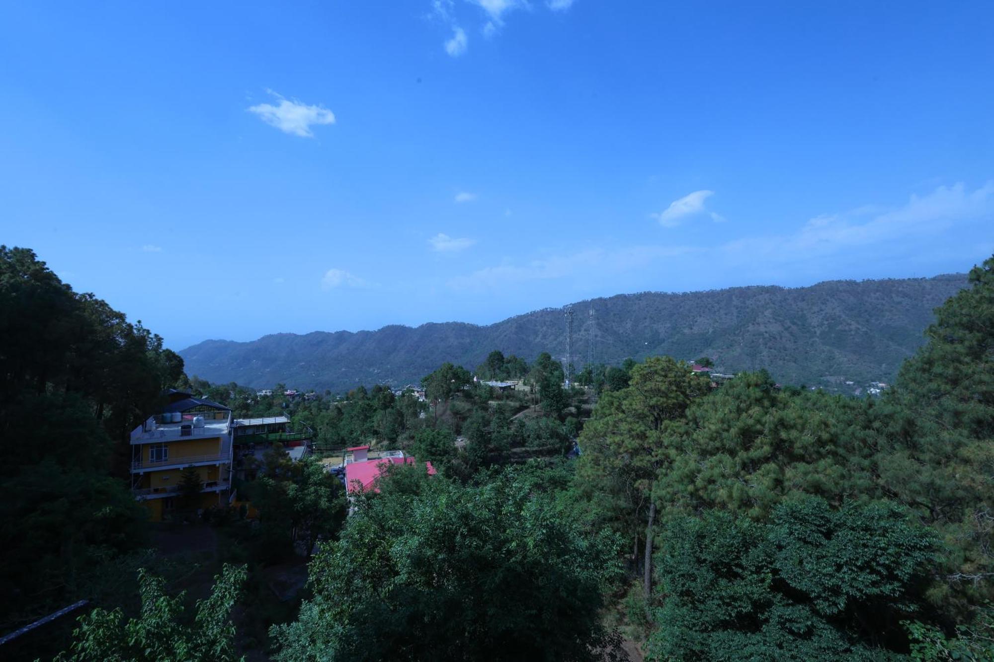 Cozy Heavenn 2Bhk I Kasauli I Mountain View 93O68I282O Exterior foto